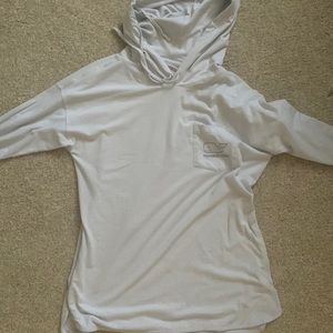 vineyard vines sweatshirt